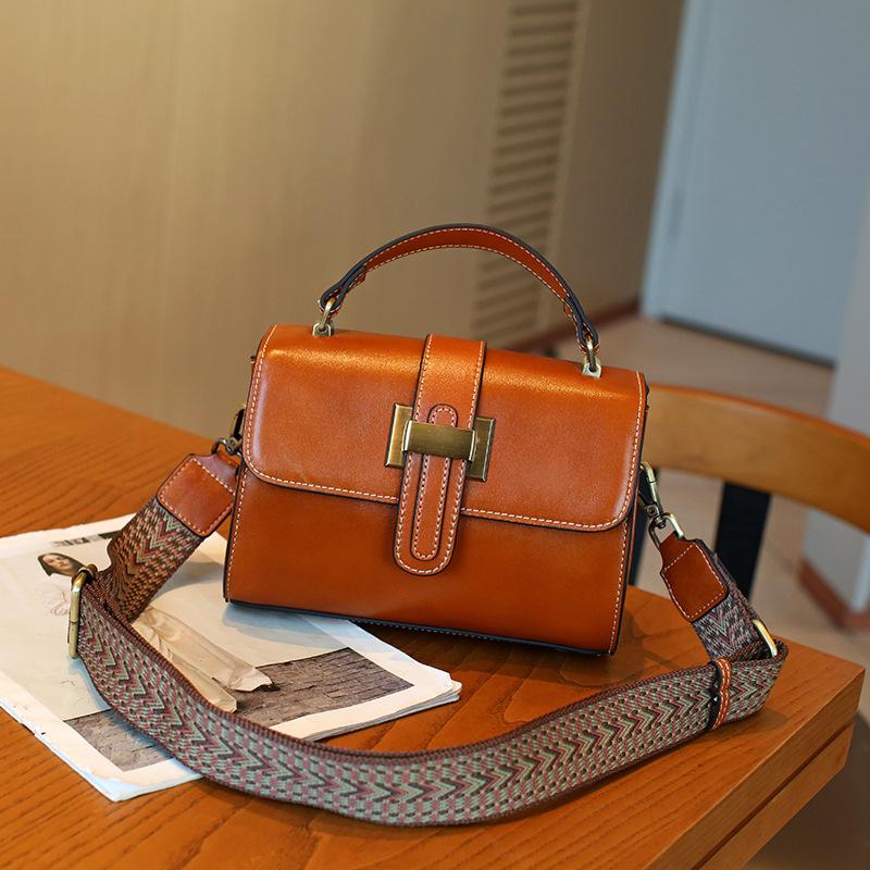 Leather Women's Bag First Layer Vegetable Tanned Cowhide Retro Shoulder Bag Premium Lock Handbag