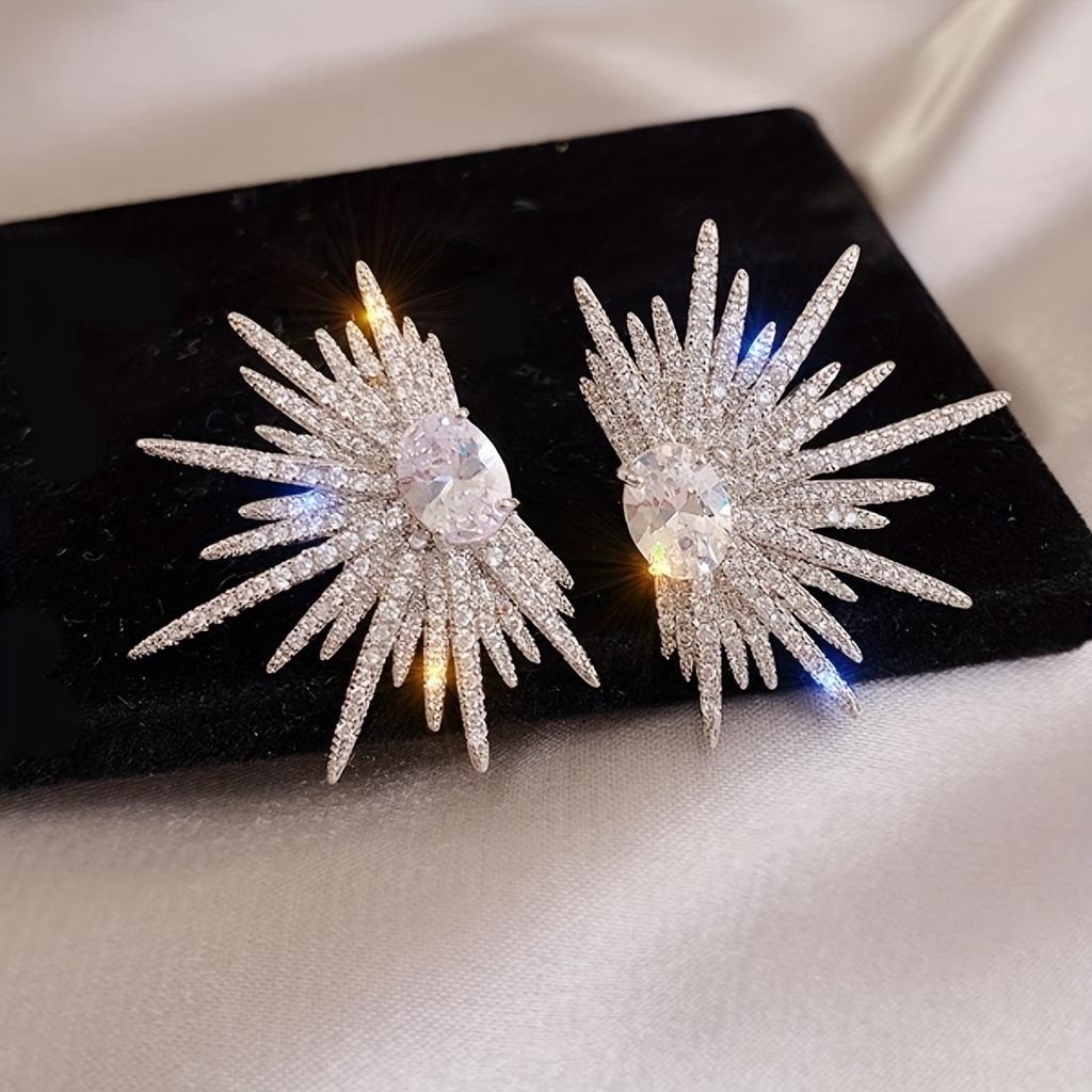 1 Pair Sparkling Wing-Shaped Earrings with Rhinestones - Elegant, Lightweight Statement Earrings for Women, Ideal for Weddings, Proms, and Parties