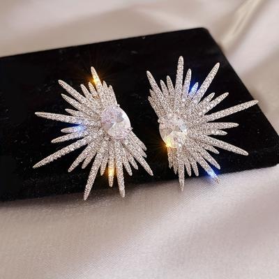1 Pair Sparkling Wing-Shaped Earrings with Rhinestones - Elegant, Lightweight Statement Earrings for Women, Ideal for Weddings, Proms, and Parties
