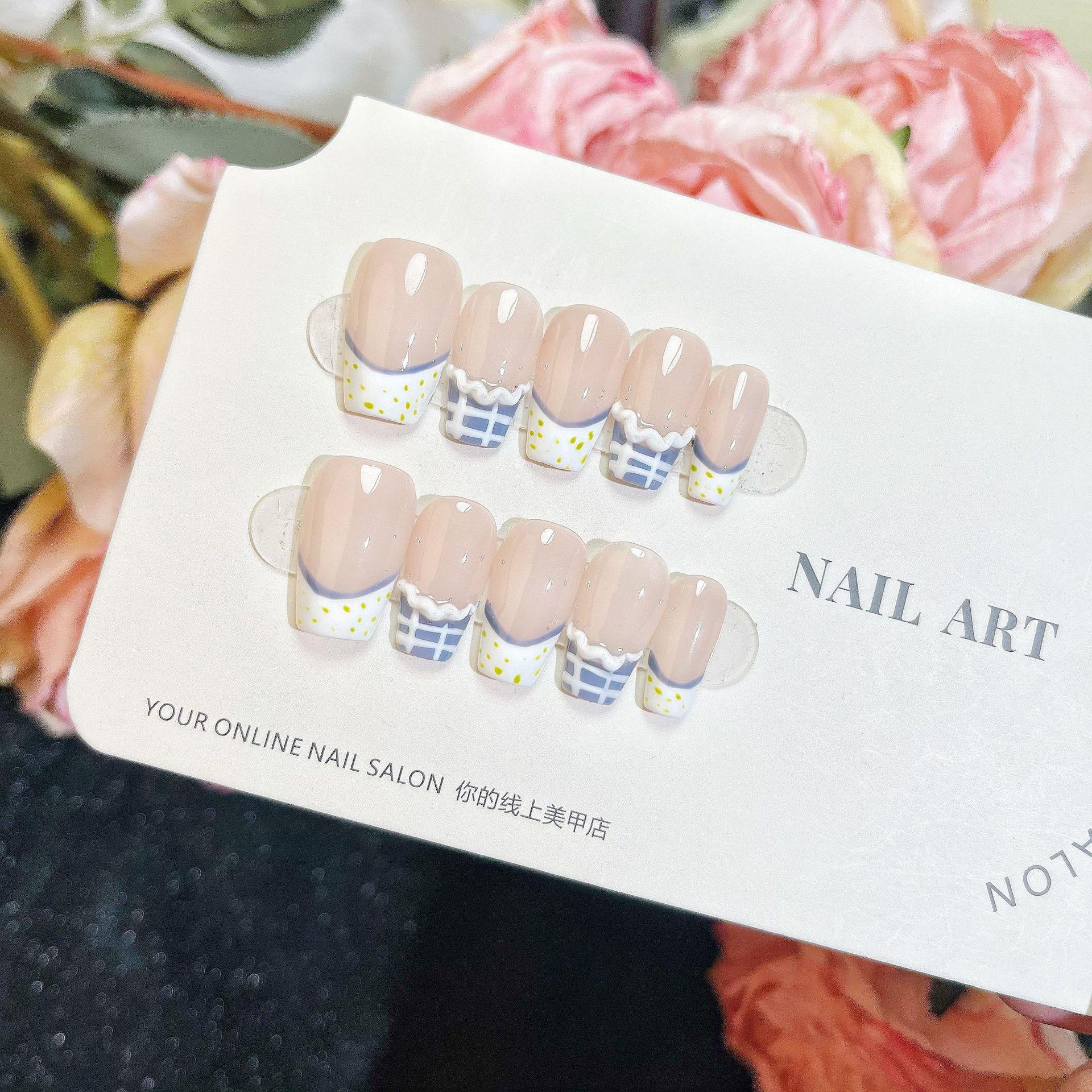 

Беглянка-возлюбленная Весенний плед Французский маникюр – Расписанный вручную, Съемный и Универсальный носибельный нейл-арт. XS