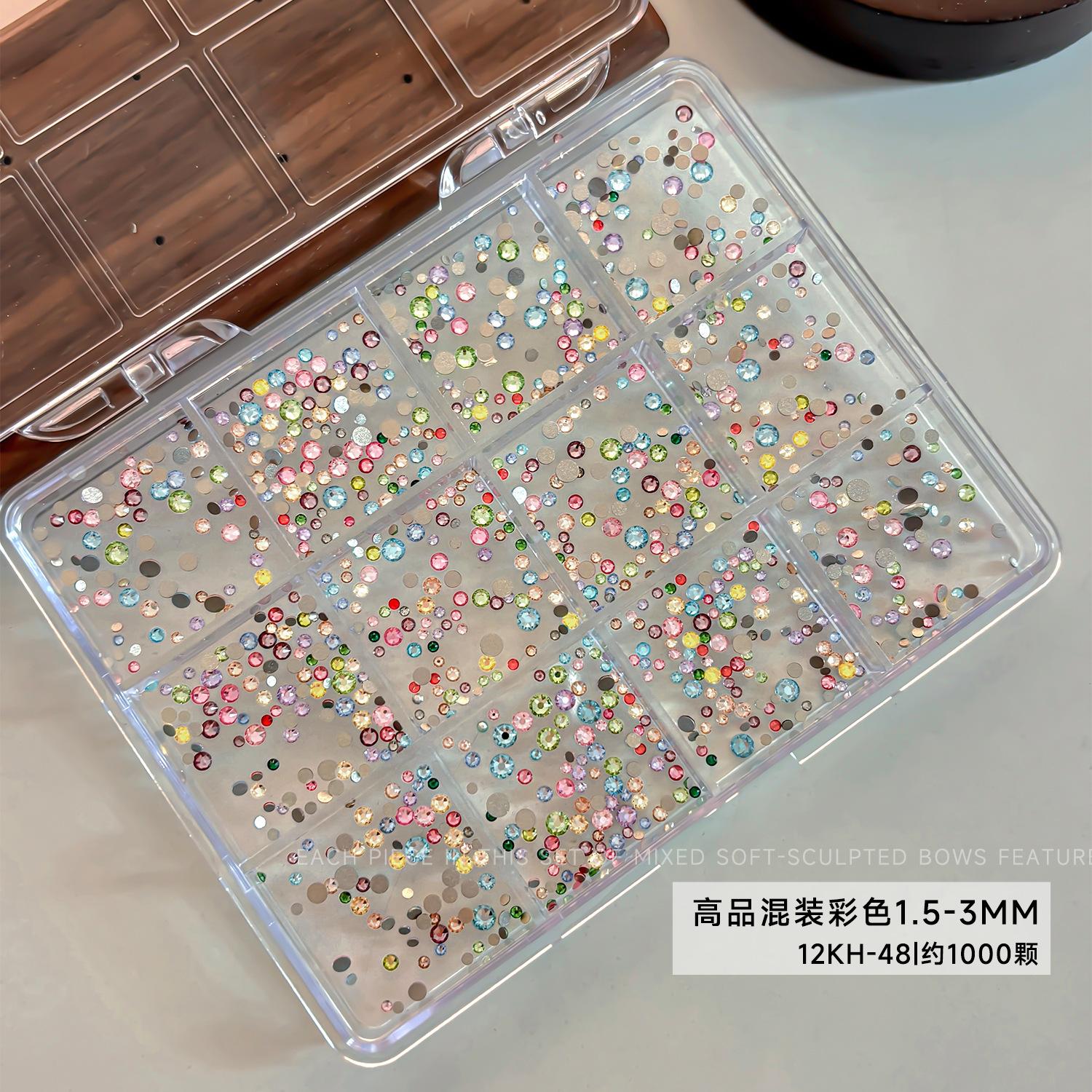 

12 Grid Flat Bottom Nail Jewelry Popular On Xiaohongshu With 33 Flower Cut Round Colored Diamonds DIY French Art Splicing