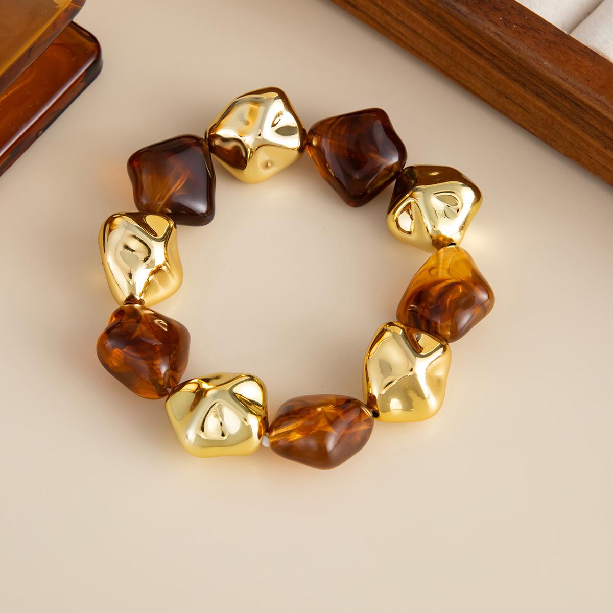 Amber Smudged Special-Shaped Beaded Elbow Bracelet, Fashionable Metal Glossy Spring Wide Bracelet
