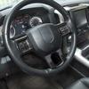 Dekorationspanel för ratt för Dodge Ram 1500 10-17 Kolfiber