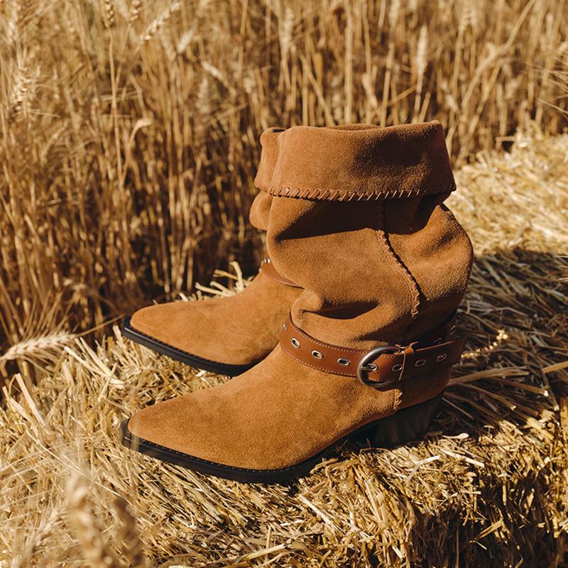 Spot~ White Deer Same Retro Two-wear Knight Boots 2025 New Autumn and Winter Pointed Pleated Western Pile Boots