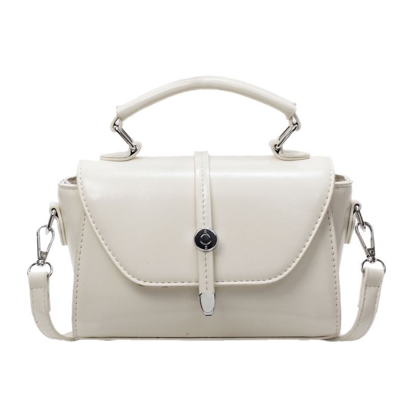 2025 Baguette Bag Messenger Bag Women's Korean Version New Fashion Simple Retro Versatile Commuter Shoulder Bag