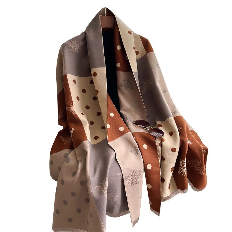 Autumn And Winter Bee Geometric Round Color Matching Fashion Women'S Thermal Scarf Air Conditioner Medium And Long Shawl
