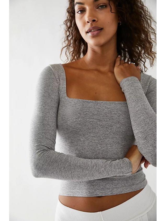 Square Neck Long Sleeve Slim Fit Women s T-Shirt - Solid Color & Comfortable Base Layer Medium