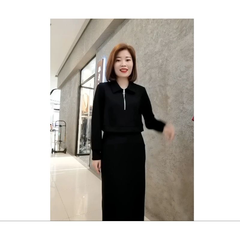 

Чжунчжэн способен! Крутая девушка Имитация двух частей Маленький лацкан Однобортное Длинный рукав Тканый хлопок Передняя молния Платье Осень и Зима Black L