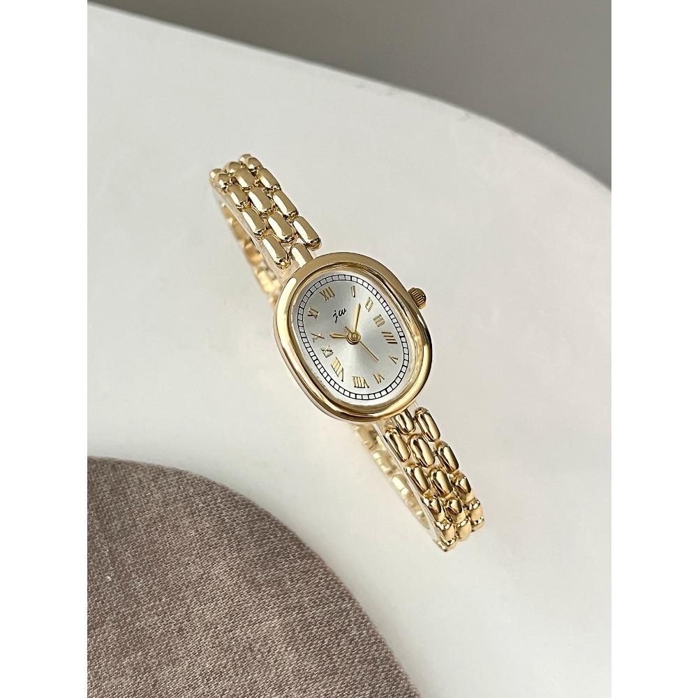 Simple, Niche, High Aesthetic, Artistic, Versatile Oval-Shaped Female Fashionable Quartz Clock Wristwatches