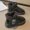 Meninas – Botas e botins