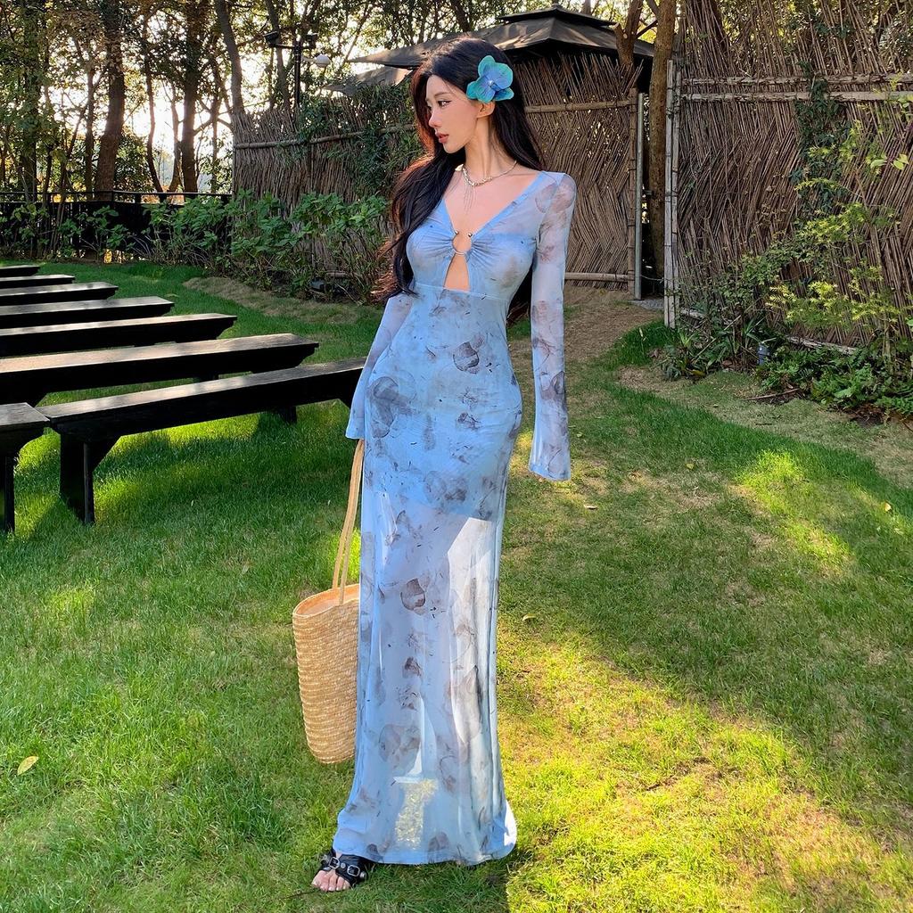Autumn blue vacation scheming hollow V-neck dress femininity smudging slim slim spice girl long dress