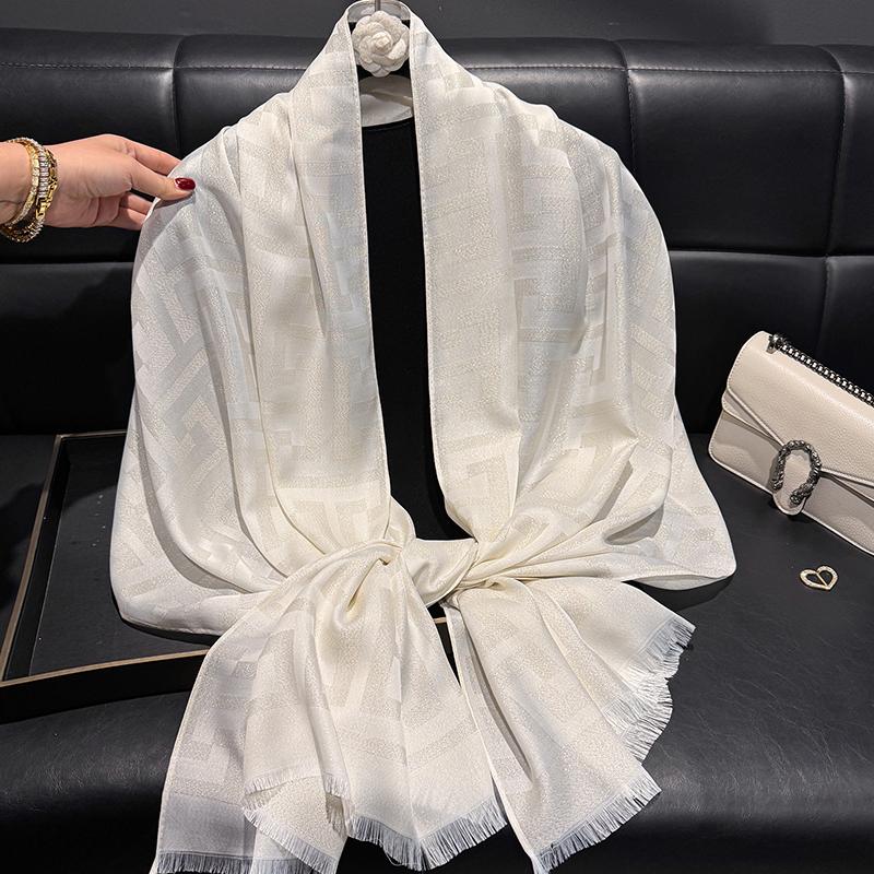 2025 New Design Brand Spring Women Scarf Fashion Geometry Print Hijabs Scarves For Ladies Shawls And Wraps Pashmina Stoles