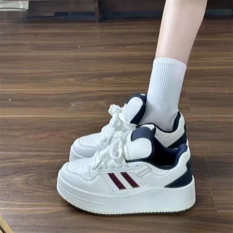 

Cute thick-soled heightening bread shoes women s college style small women s shoes new casual board shoes 40