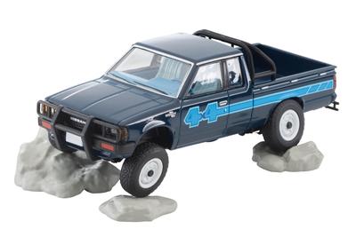 TOMYTEC Tomica Limited Vintage Neo 164 Scale LV-N321b Nissan 4x4 King Cab Truck (North American Model, Blue) - Finished Model (Product Code: 332855)
