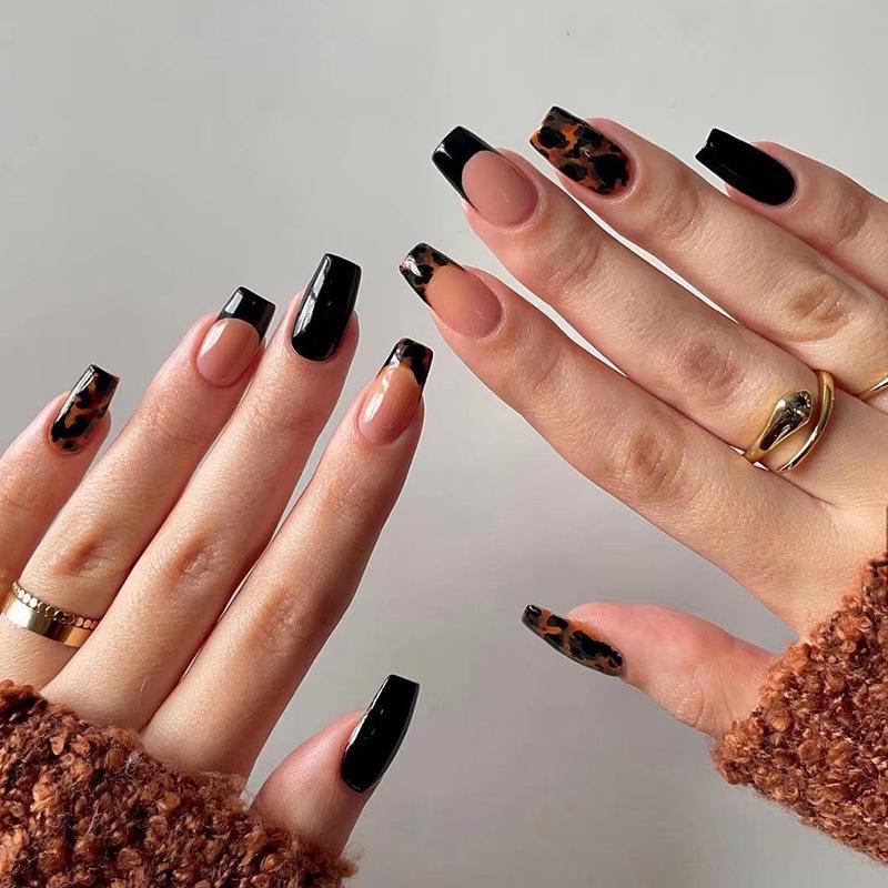 

Tortoiseshell French Black Edge Gradient Manicure Stickers - Short Wearable Nail Tips