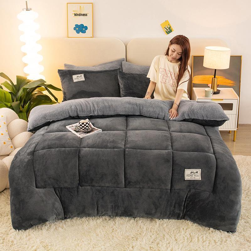 Thickened Winter Coral Fleece Blanket with Snowflake Design for Dormitory Mattresses
