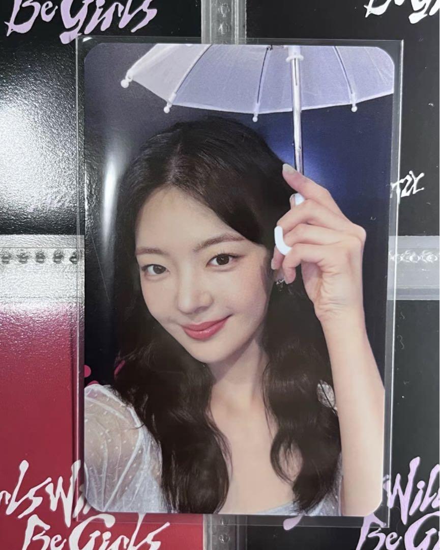 

[USED] itzy GWBG makestar 2.0 autograph session bonus trading card rear