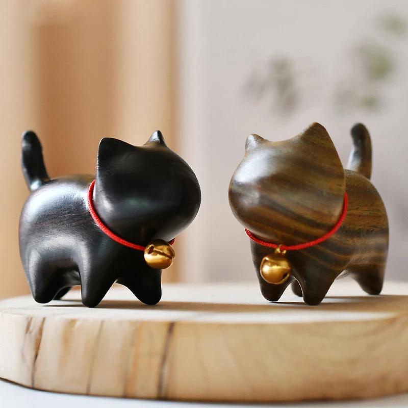 Mini Natural Wood Cat Dog Miniatures Hand-Carved Wooden Puppy Kitty Figures Room Decor Home Decoration Accessories Drop Shipping
