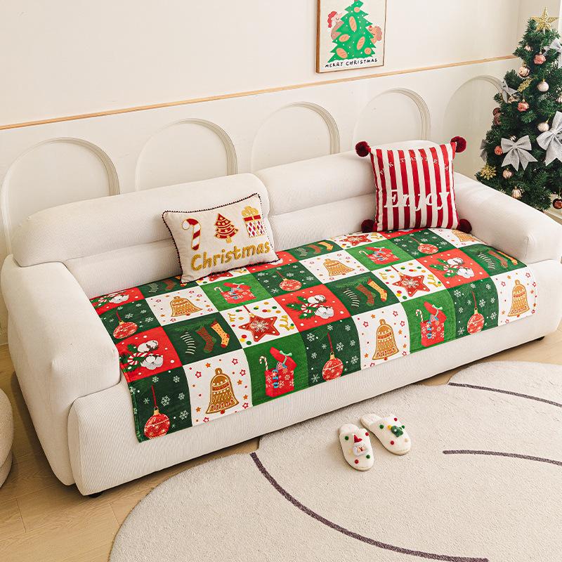 Winter Christmas Flannel Sofa Cover Anti-Slip All-Inclusive Universal Sofa Cover for In One Straight Row Sofa Cushion Decor Home