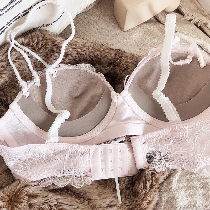 Sexy 1/2 Cup Push Up Bra Set Women Lace Flowers Embroidery Underwear Wire Free Thickened Cup Romantic Detachable Strap Lingerie