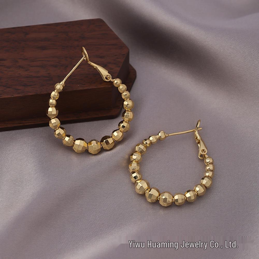Silver Needle Circle Earrings, Fashionable High-End Copper Ear Hoops, Light Luxury, Versatile Jewelry Accessory.