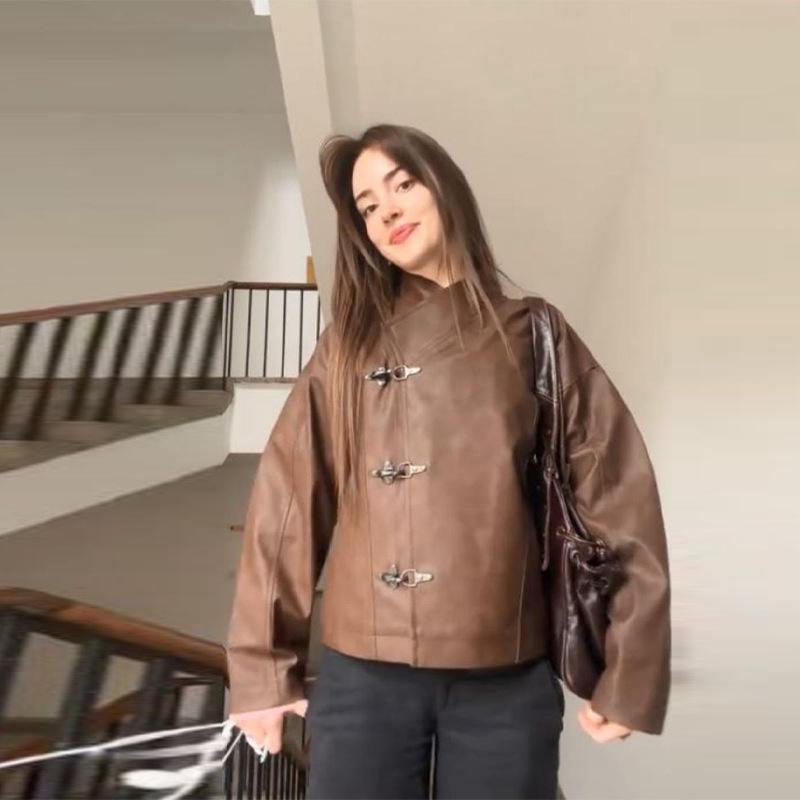 Giacca Unisex Retro Usurata con Collo Alto e Fibbia Metallica Diagonale