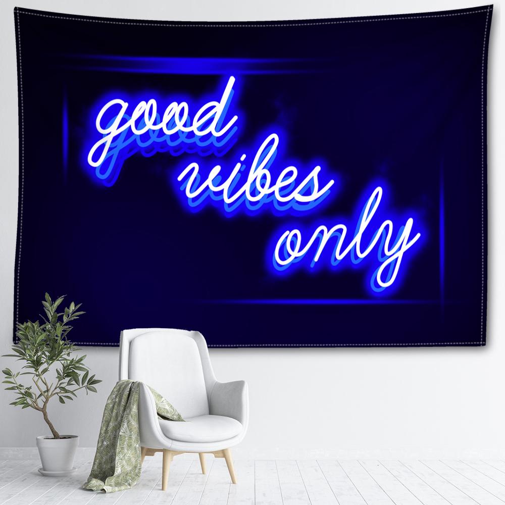 Синий и белый гобелен с буквами — фото 6