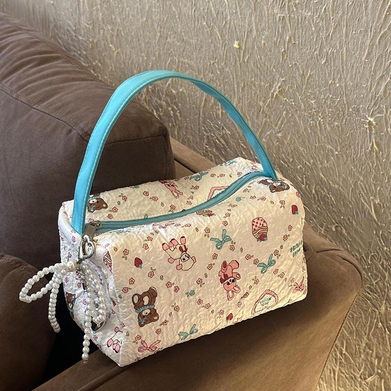 

1 Piece Large Capacity Handheld Cosmetic Pouch Luxury Portable Makeup Bag Convenient Travel Organizer With Macaron Colors