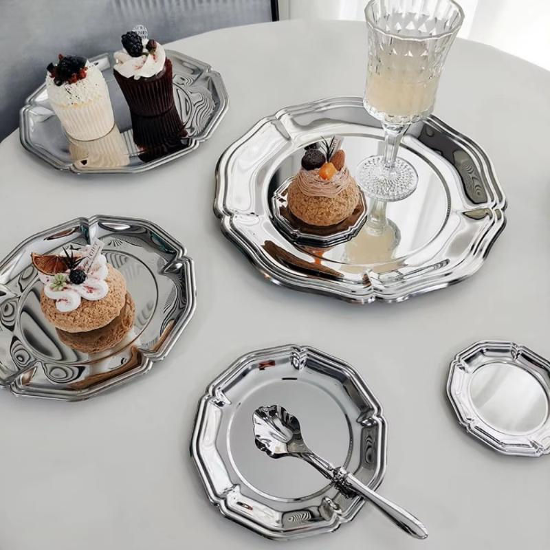 Silver Stainless Steel Cake Tray Round Mirror Surface Dessert Plate for Restaurant Buffet Food Display