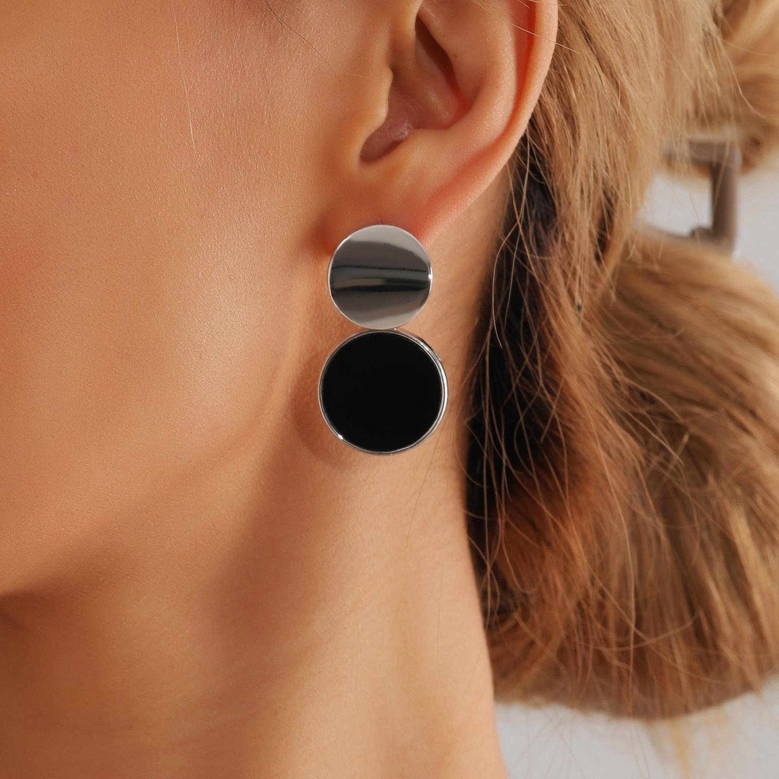 

Needle Fashionable Versatile Elegant Stud Earrings For Women Luxury-inspired Sophisticated Earrings French-inspired Delicate Ear Adornments белый