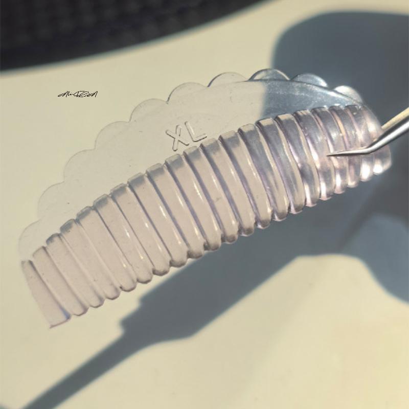 4Pairs Self-Adhesive Eyelash Lifting Kit with Silicone Lamination Pad Reusable 3D Lash Perm Rods Professional Eyelash Curler