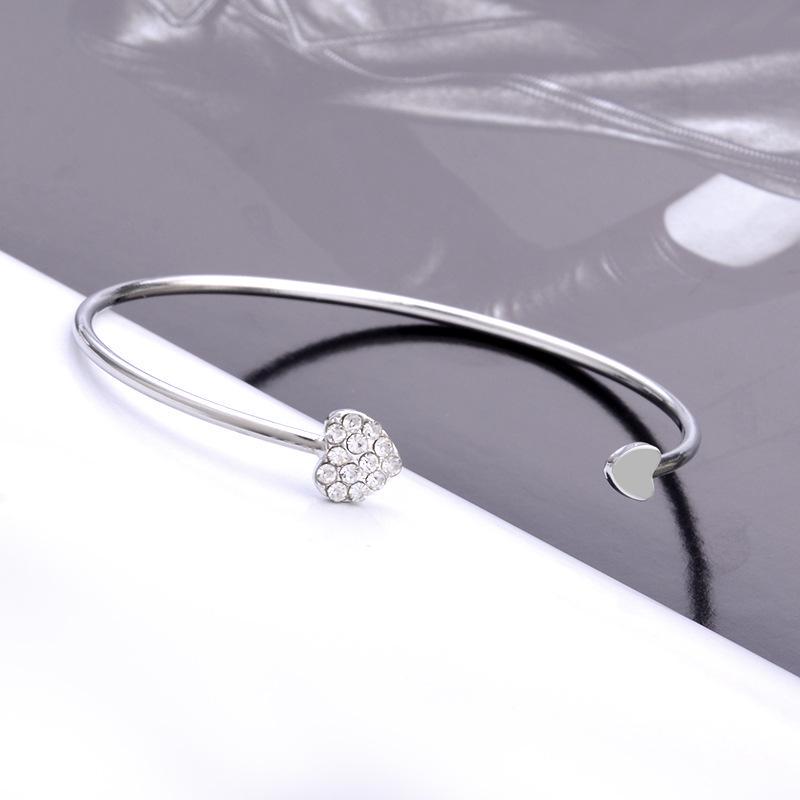 

1PC Luxury Women s Jewelry Bracelet Simple Elegant Crystal Inlaid Love Heart Open Bangle Accessories белый