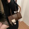 Retro Niche Fashion Underarm Bag Women's 2025 Autumn New Baguette Bag Trend Korean Portable Shoulder Bag