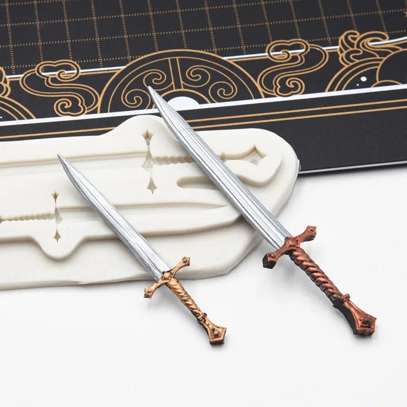 Kitchen Cake DIY Baking  Double Sword Soldier Ancient Shield Chocolate Silicone Mold Fondant Doll Cake Decoration Dripping Clay