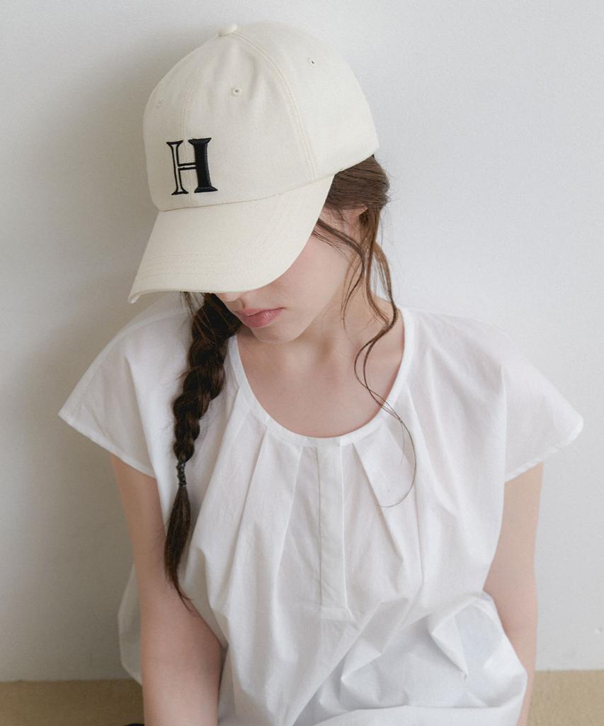Hallen Signature H Logo Ball Cap (C081_Ivory)