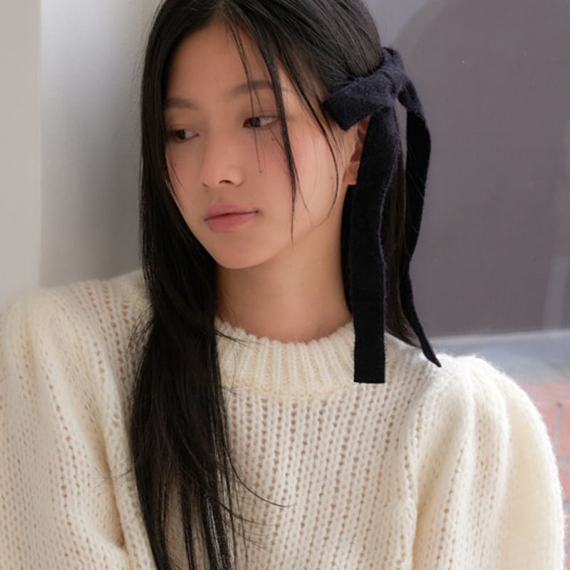 

OVLA angora flat hair pin (3color) HP005 black