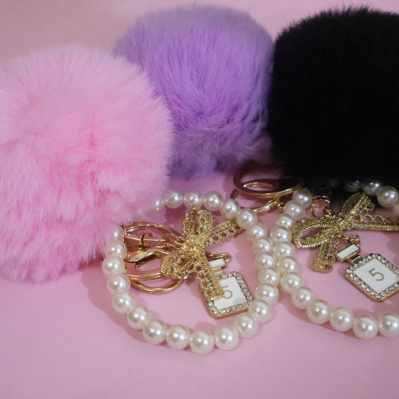 Fashion Pompom Keychain Number 5 Faux Fluffy Crystal Bottle Bow Pearl Chain Women handBag Car Key Chain Ring Keychains Jewelry