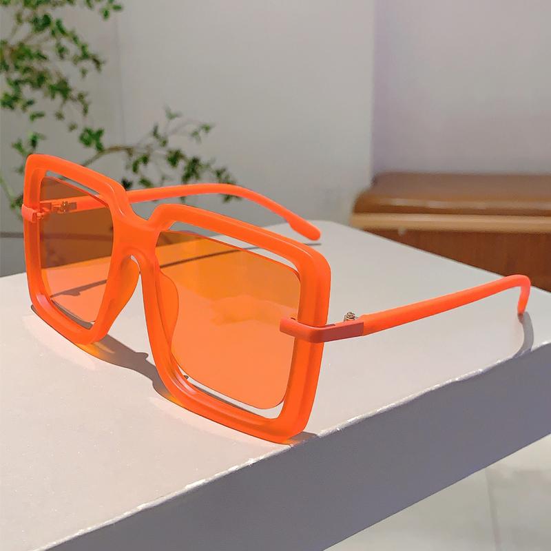 New in Fashion Brand Sunglasses Women Oversize Decor Pink Sun Glasses Candy Color Ladies Shades for Beach Hiking