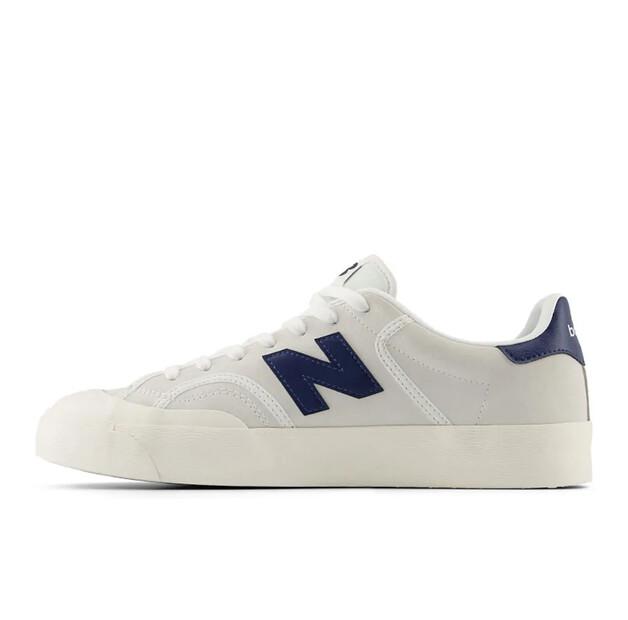 New Balance Кросовки 100