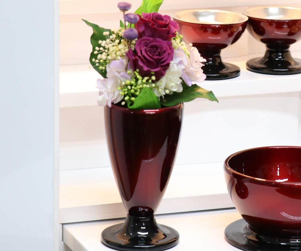 Konohana Large" 5-Piece Buddhist Altar Set (Five Buddhist Altar Accessories + Bell) In a Wine Gradient