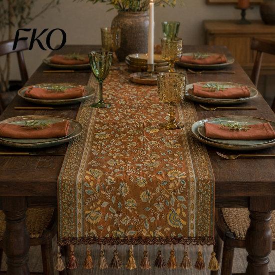 Hochwertiger Tischläufer Jacquard-Läufer, Vintage Floral Elegant Hitzebeständig mit Quasten für Esszimmer Heim Party Dekoration Kratz