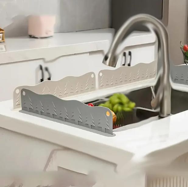 Kitchen Sink Water Splash Guard Silicone Sink Splatter Guard With Suction Cup Reusable Dish Washing Baffle Board For Wash Basin