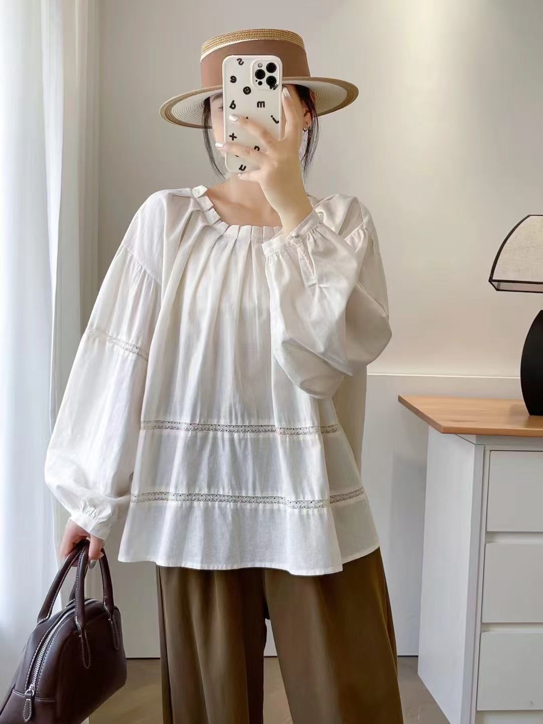 

Johnature Round Neck Top Women Spring Cut-out Stitching Loose Japanese Forest Pinched Pleated Long-sleeved Shirts One Size