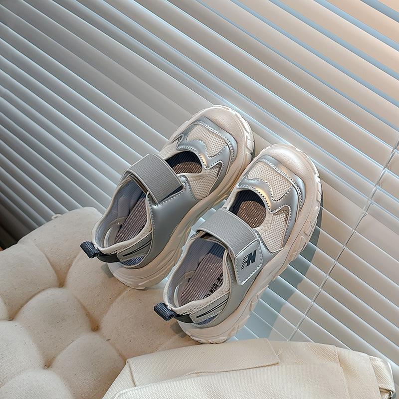 

Boys sandals 2025 summer new children s sports shoes bag head sandals Velcro girls shoes medium and older children s shoes 26-30 yards, 5 pairs in one hand серебряный