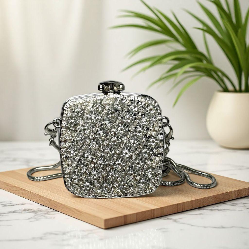 Acrylic Mini Purse With Embellished Flowers And Sparkling Rhinestones For Daily Fashion