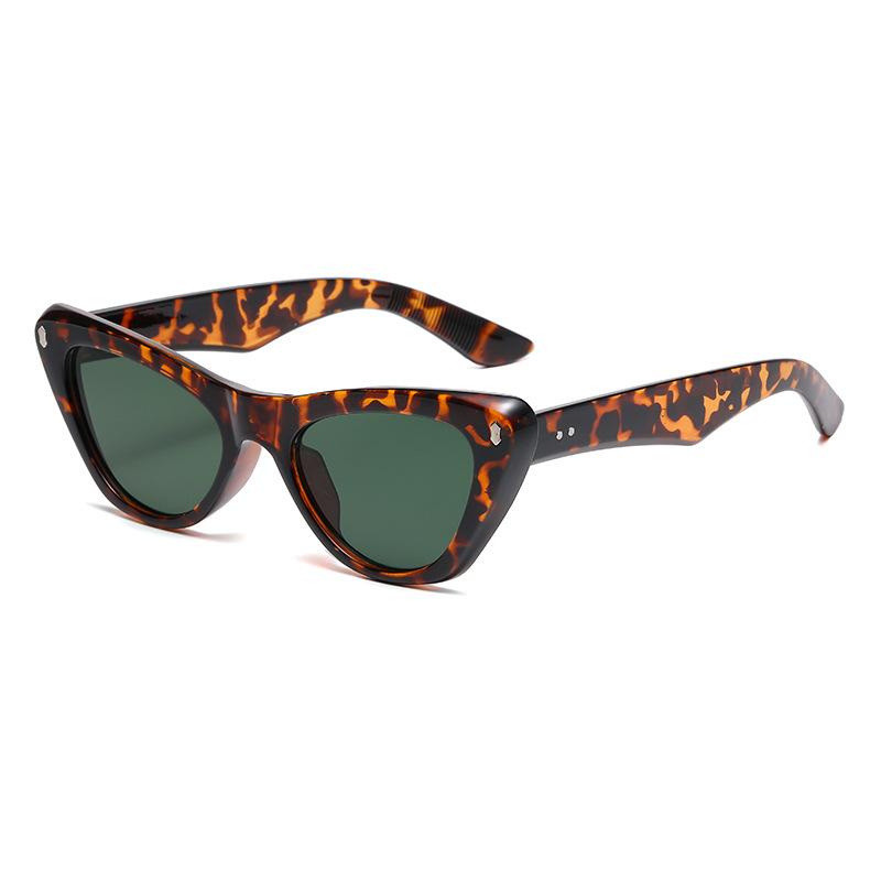4702 Personalized Cat'S Eye Retro Sunglasses 2024 Fashionable Rice Nails Plain And Thin Glasses, Fashionable Street Sunglasses