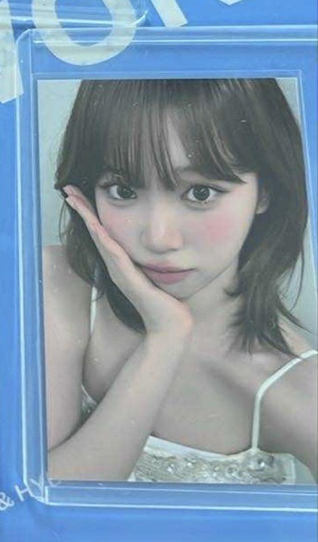 

[USED] LESSERAFIM 2025 Tour Taipei Piona Exclusive Chaewon