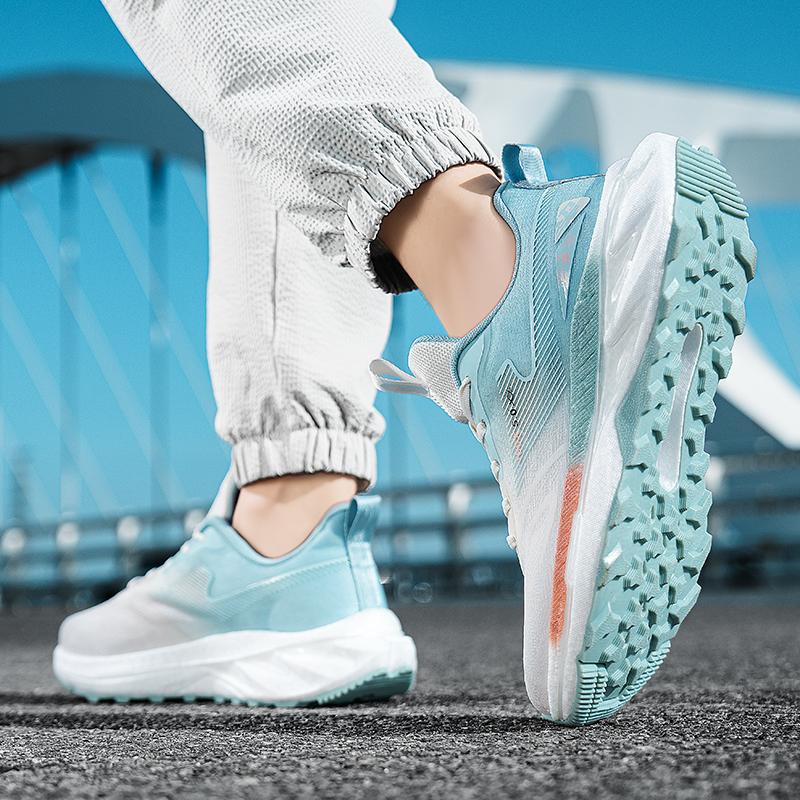 New Sports Casual Shoes for Men Lightweight Non Slip Sports Shoes Fashion Rebound Versatile Outdoor Work Running Shoes