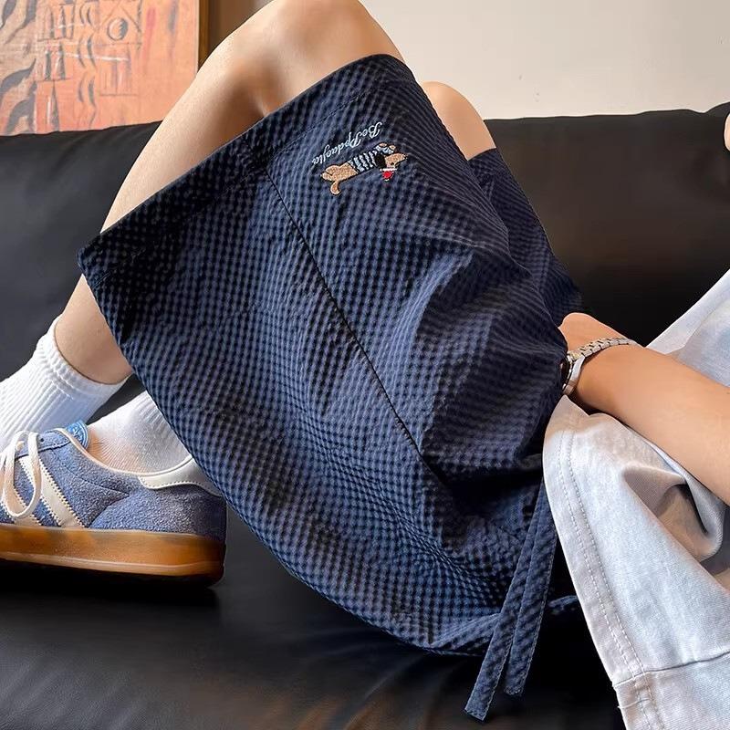 

Men s Navy Gingham Cartoon Embroidered Casual Shorts Loose Fit Streetwear Shorts M темно-синий