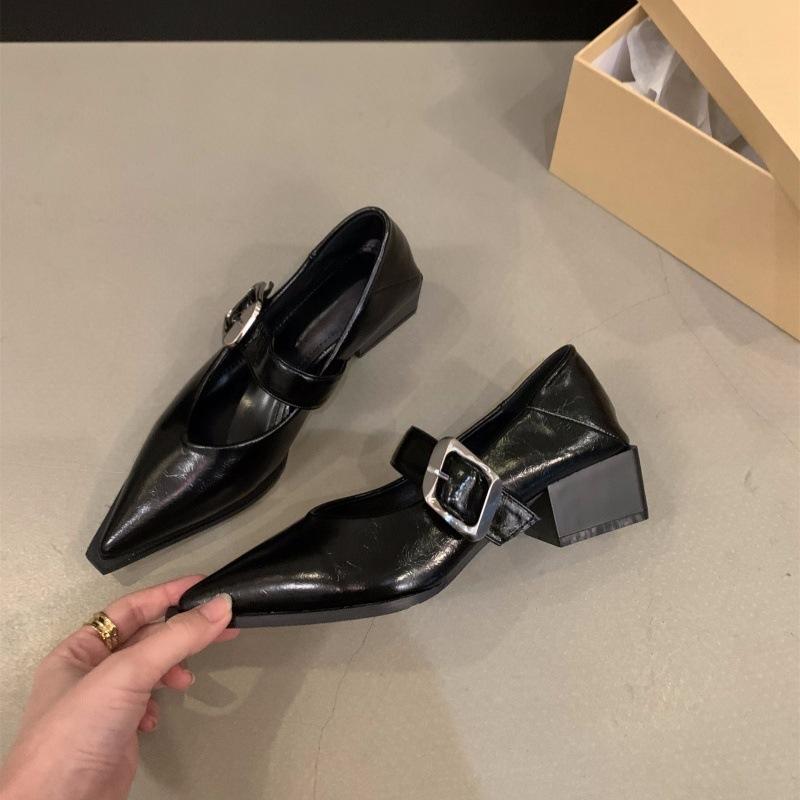 French black pointed single shoes women's shoes 2025 new spring, autumn and winter medium and high heels evening shoes Mary Jane small leather shoes